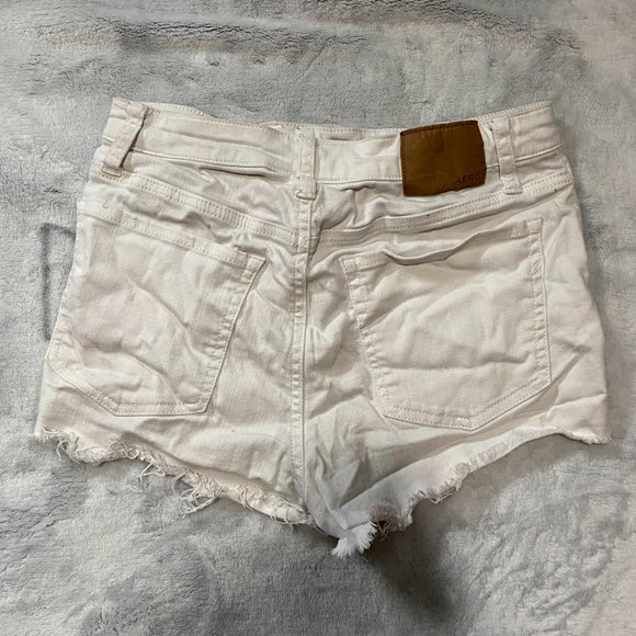 Aero high rise white ripped jeans Size 8 - Picture 2 of 4